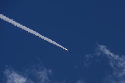 צבע אדום במנרה: טיל מיירט נורה בשמי הצפון