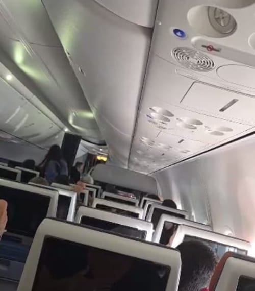 תיעוד דרמטי נוסף: כך נראו רגעי הצניחה של המטוס באוויר