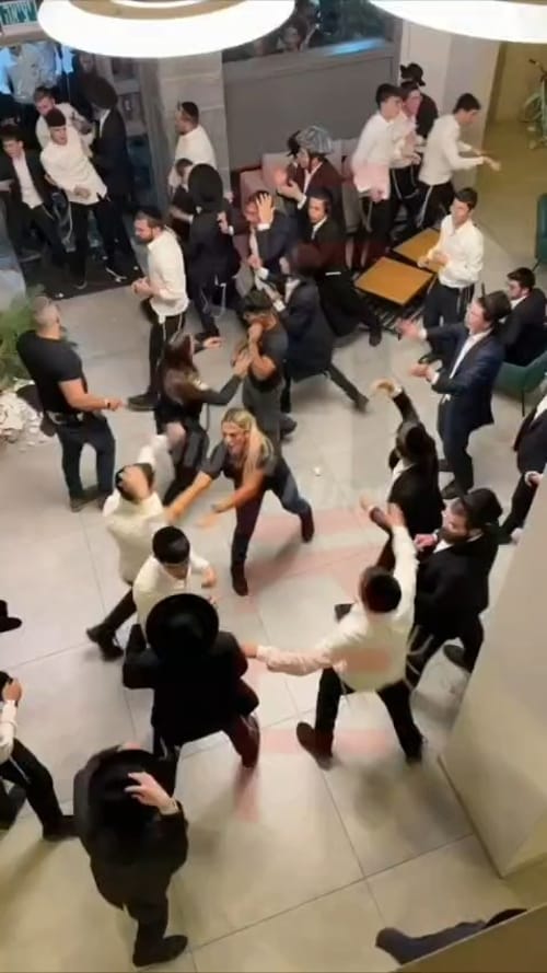 מהומה במודיעין: עימותים בין חרדים למשטרה במהלך מעצר עריק