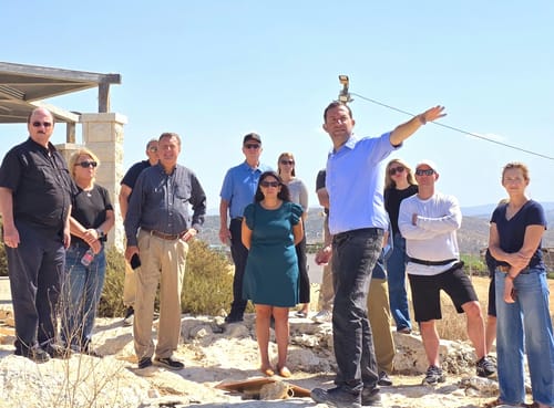 ב-7 באוקטובר: משלחת דו מפלגתית מארה"ב ביקרה ביישובים חדשים בשומרון