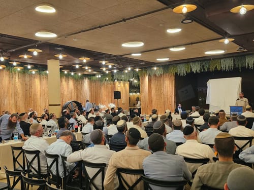 מאות רבנים בכנס של מפלגת 'נעם לישראל'