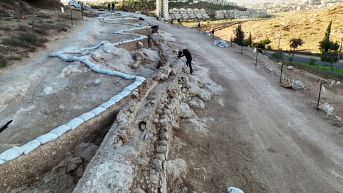אמת מים מימי בית שני נחשפה בדרום ירושלים