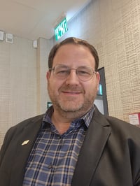 אריאל שרפר