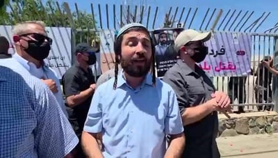 צבי סוכות: "הפכתי לכוכב ברשתות הערביות בגלל זה"