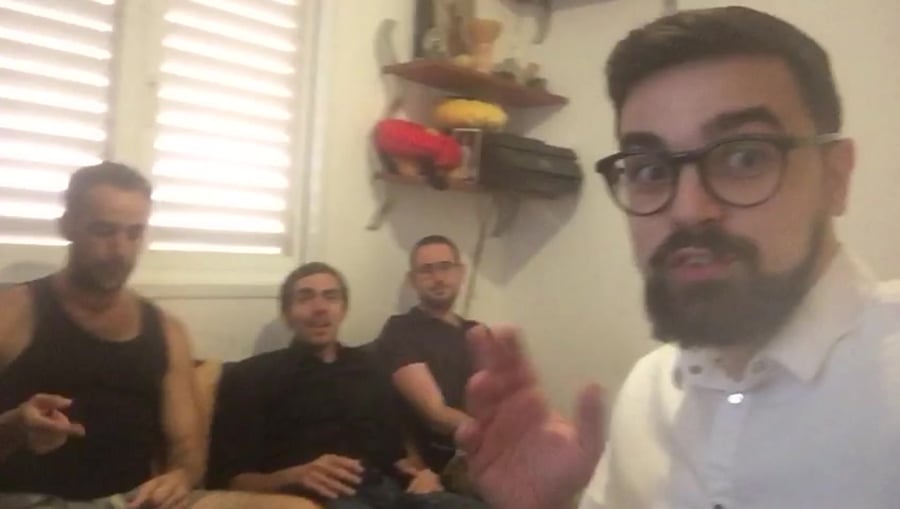 אמנים מברכים תשעח (2)