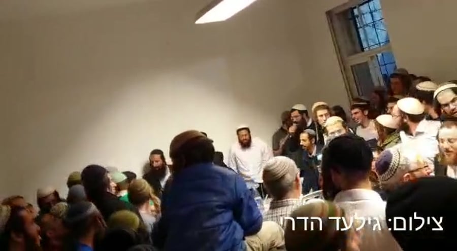 WhatsApp Video 2019-01-21 at 07.54.00 (1)