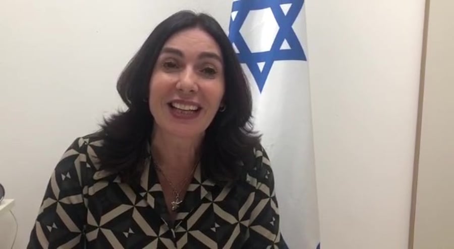 WhatsApp Video 2019-01-24 at 15.10.52