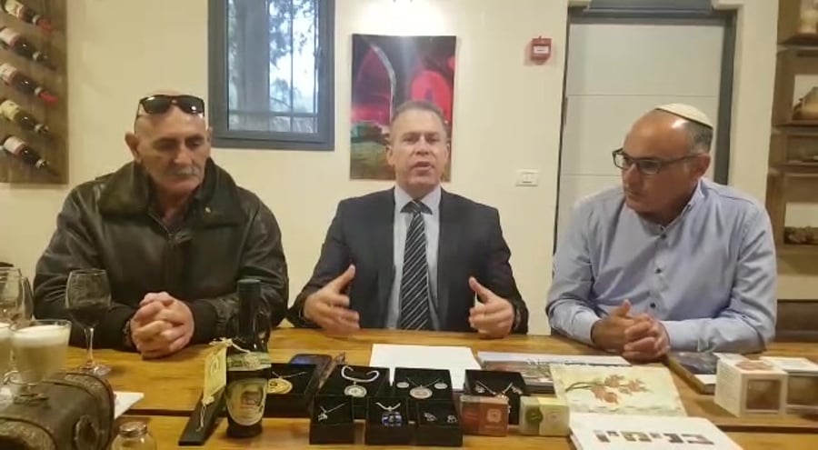 WhatsApp Video 2019-01-28 at 14.12.38
