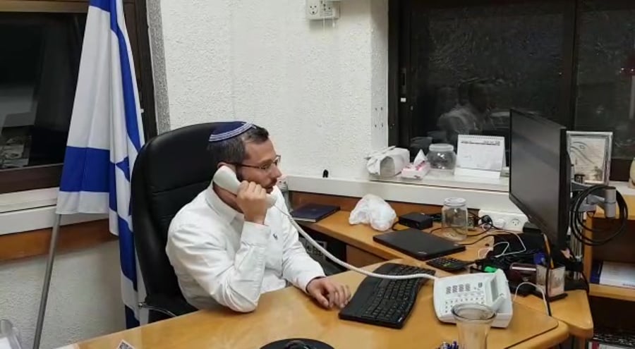 WhatsApp Video 2019-02-05 at 19.07.26