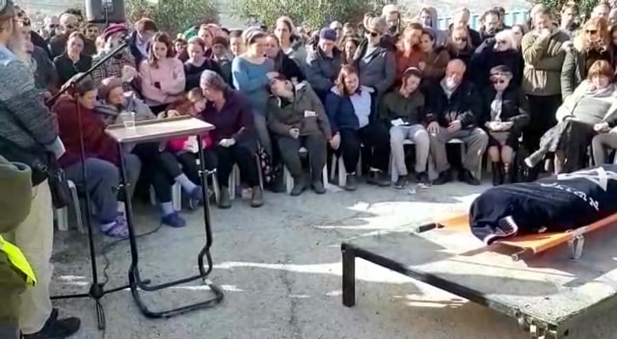 אמה של אורי אנסבכר