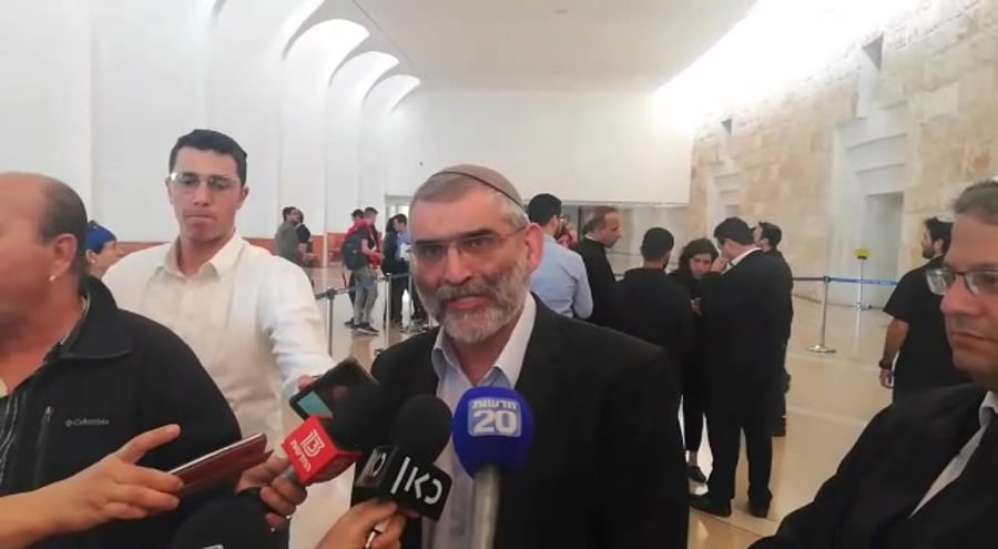 מיכאל בן ארי בגצ 1