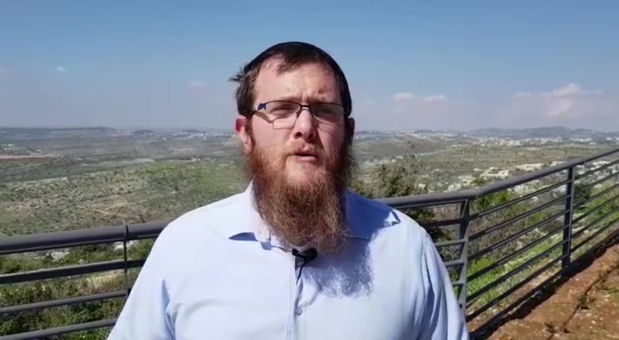 חרשה דובר