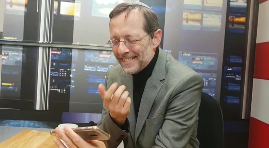 WhatsApp Video 2019-04-04 at 13.56.38