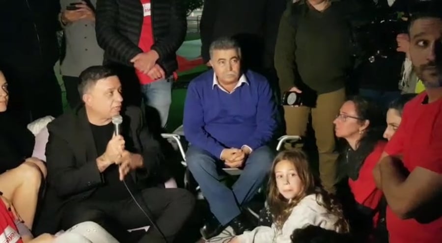 WhatsApp Video 2019-04-04 at 20.19.29