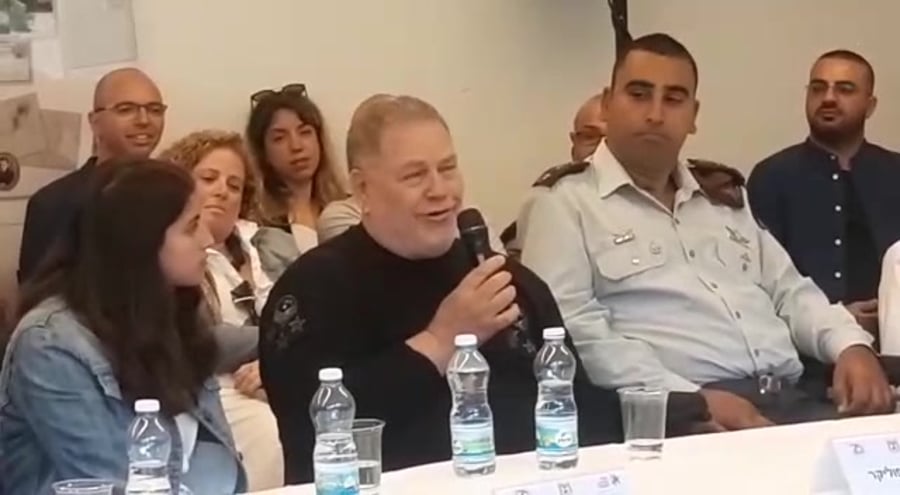 פוליקר