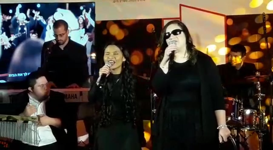WhatsApp Video 2019-04-29 at 11.58.27