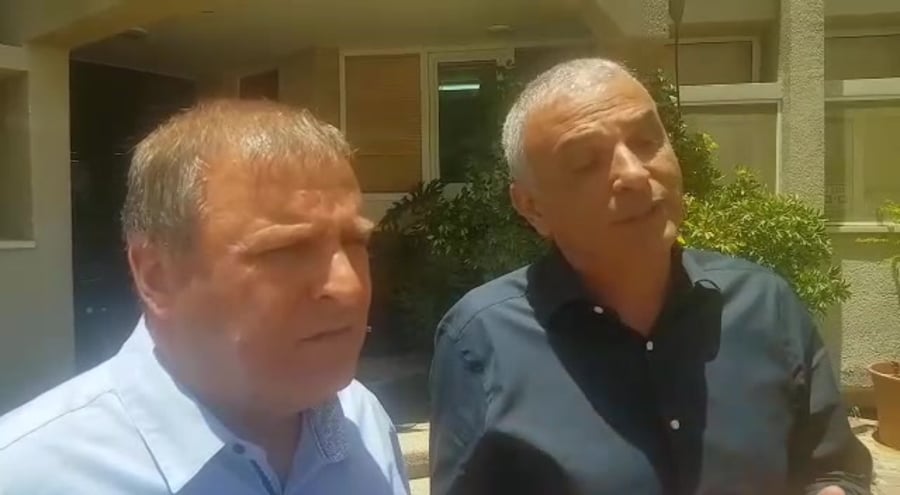 WhatsApp Video 2019-05-26 at 13.50.53