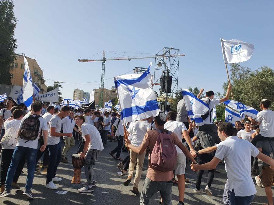 ריקודגלים
