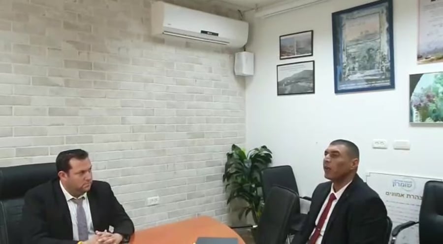 WhatsApp Video 2019-06-24 at 21.53.55