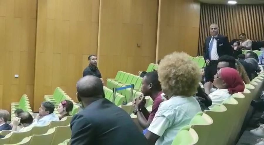 WhatsApp Video 2019-07-15 at 13.04.10