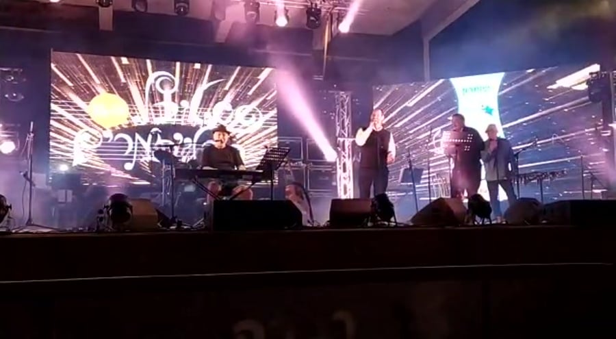 WhatsApp Video 2019-08-22 at 08.33.38 (1)