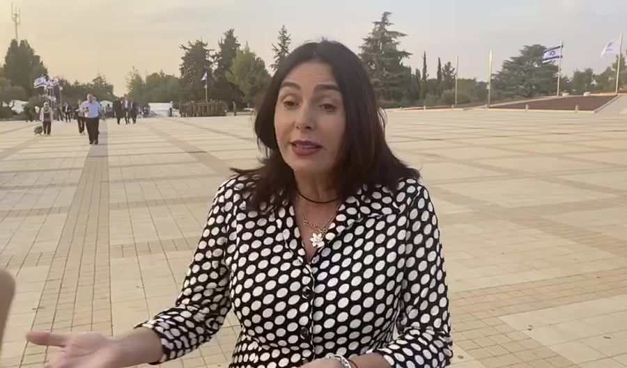 WhatsApp Video 2019-11-10 at 18.21.43