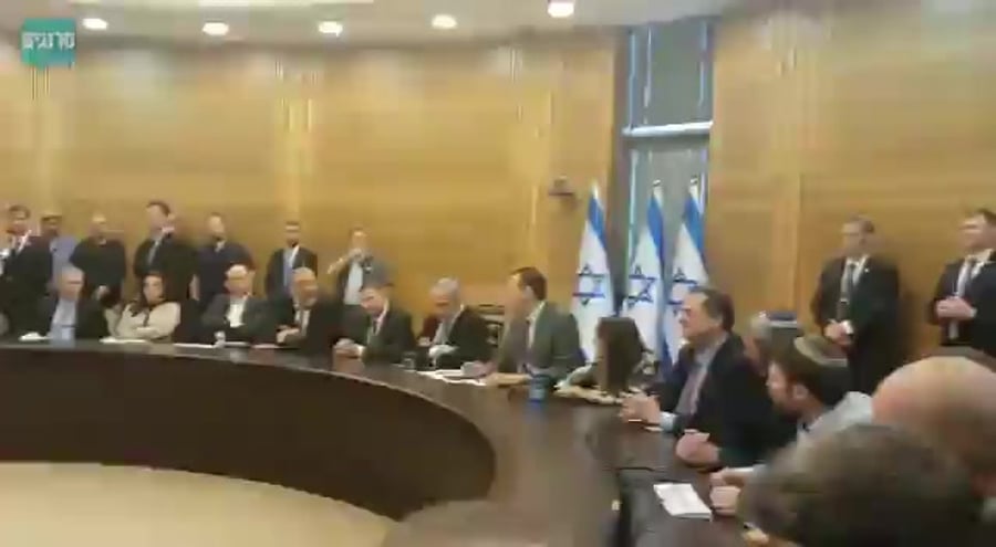 WhatsApp Video 2019-11-20 at 16.47.04