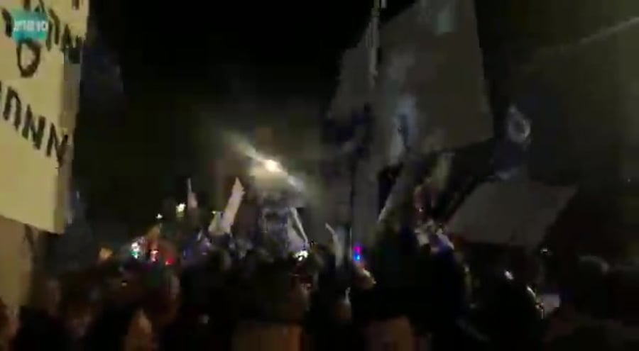 WhatsApp Video 2019-11-23 at 21.07.06