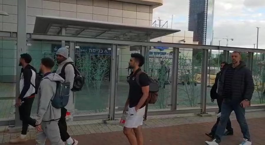 WhatsApp Video 2019-12-03 at 16.08.56