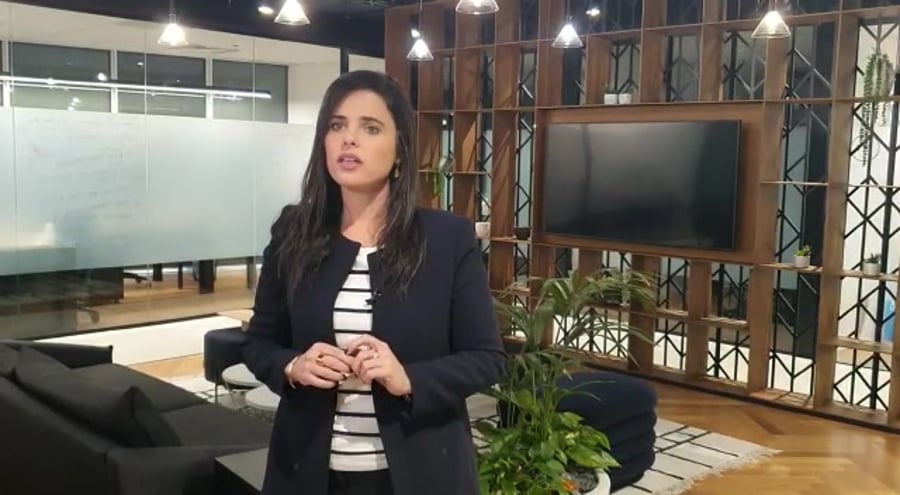 WhatsApp Video 2019-12-22 at 18.54.22