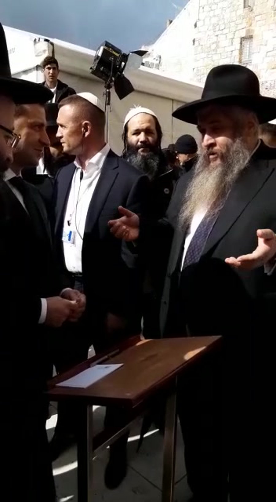 WhatsApp Video 2020-01-23 at 13.31.12
