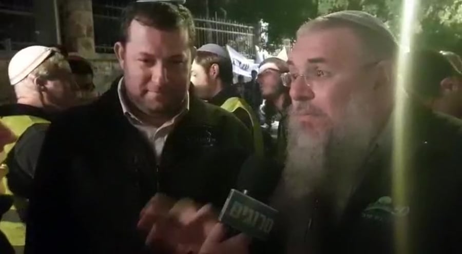 WhatsApp Video 2020-02-13 at 20.21.42