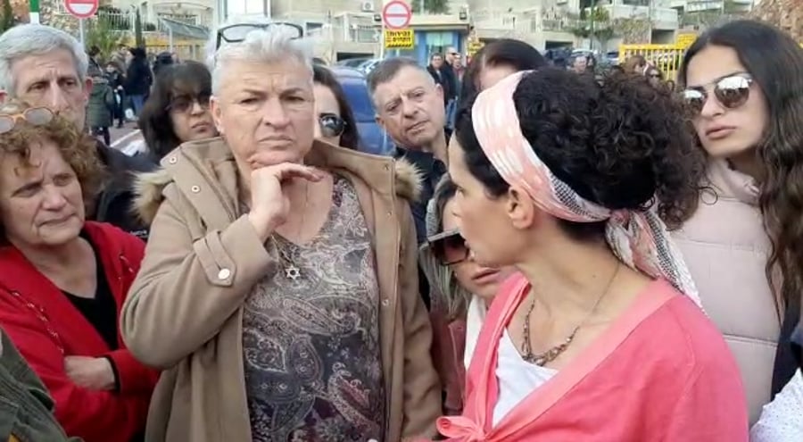 WhatsApp Video 2020-02-23 at 16.01.27