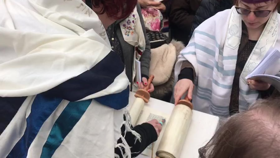 נשות הכותל עלייה לתורה בלי קרדיט