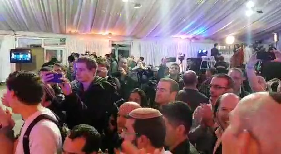 WhatsApp Video 2020-03-02 at 22.03.44