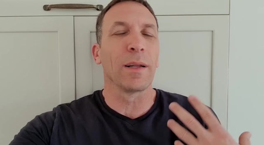 WhatsApp Video 2020-03-31 at 10.54.23 (2)