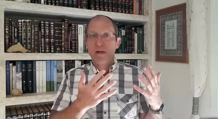 WhatsApp Video 2020-04-29 at 10.58.04