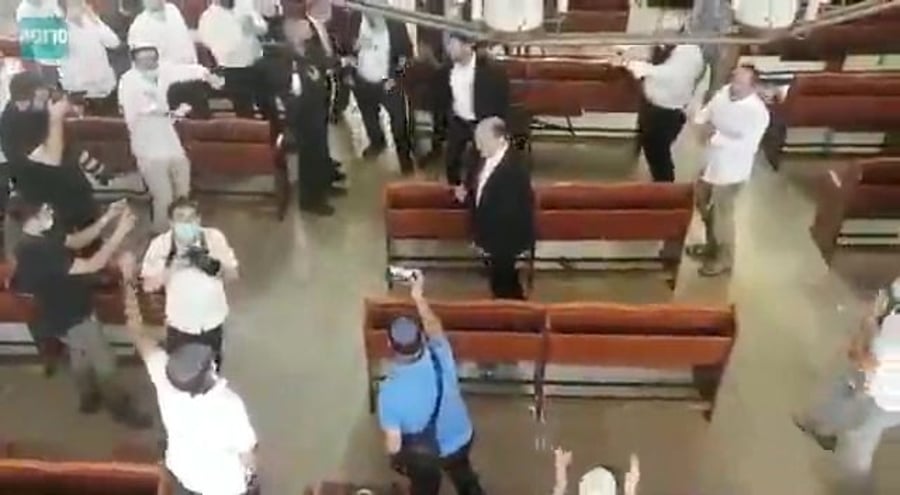 בנט ריקודים