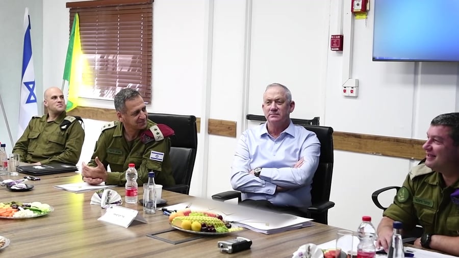גנץ פיקוד דרום אריאל חרמוני משרד הבטחון
