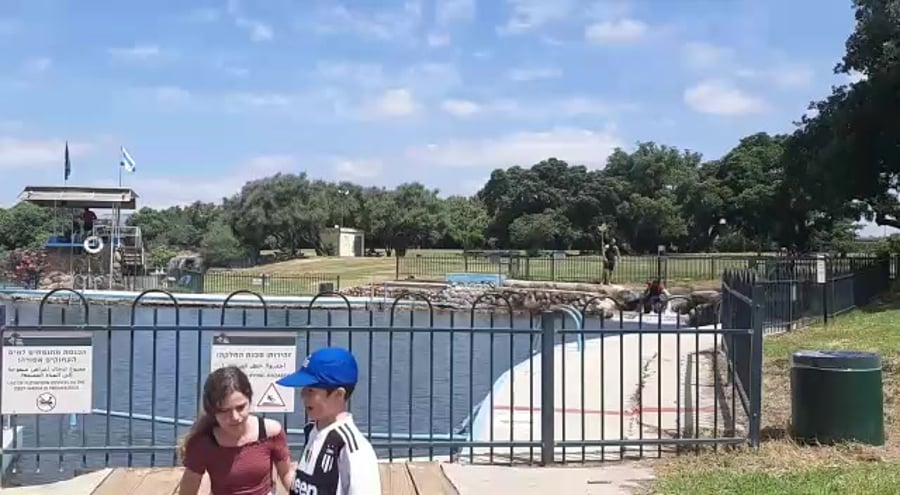 WhatsApp Video 2020-05-28 at 11.00.53