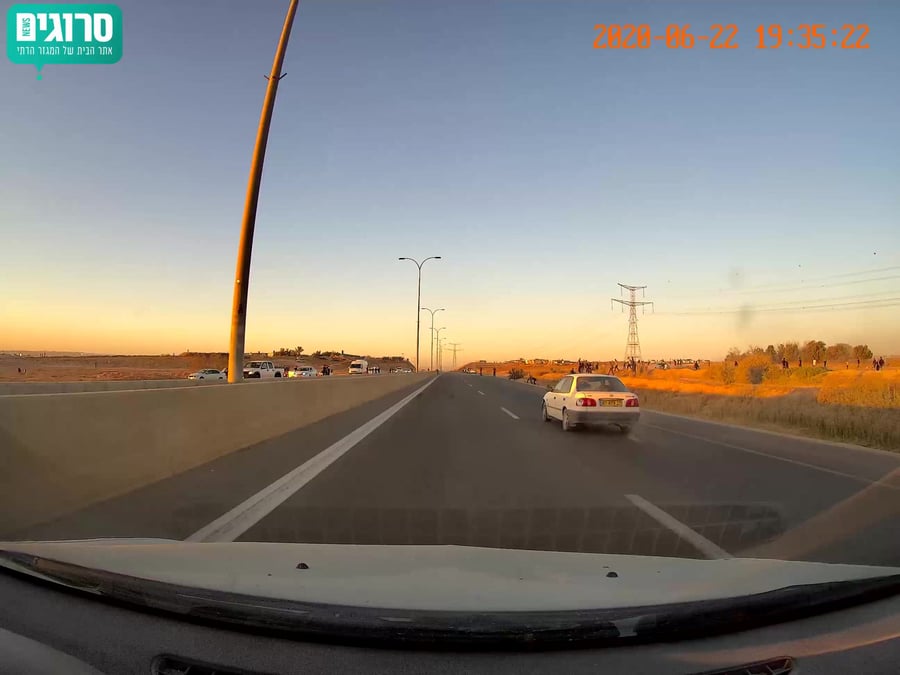 זריקת אבנים כביש עוקף באר שבע לוגו