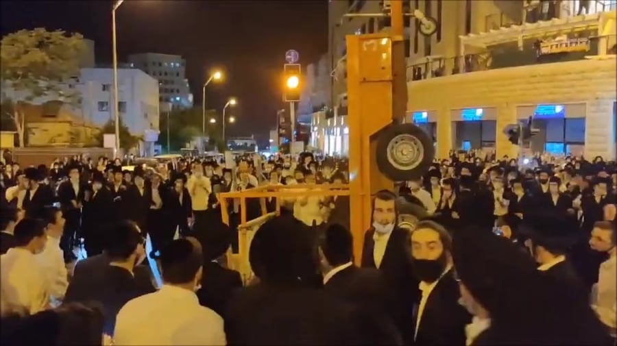 הפגנת החרדים קרית בעלז ערוך יובל שגב
