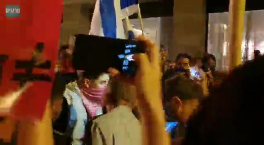 WhatsApp Video 2020-07-25 at 23.05.28 (1)