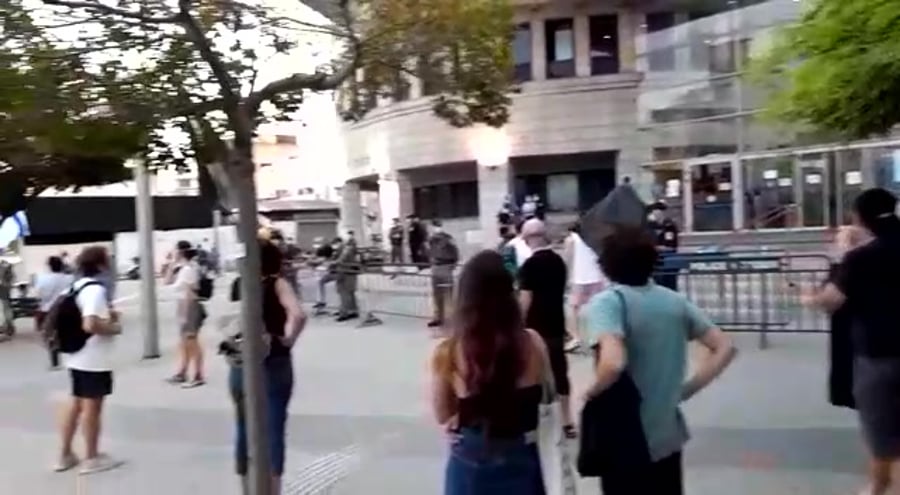 WhatsApp Video 2020-09-29 at 18.16.50