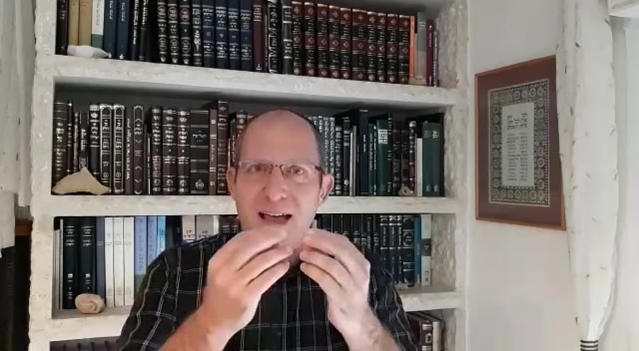 WhatsApp Video 2020-11-25 at 08.19.56