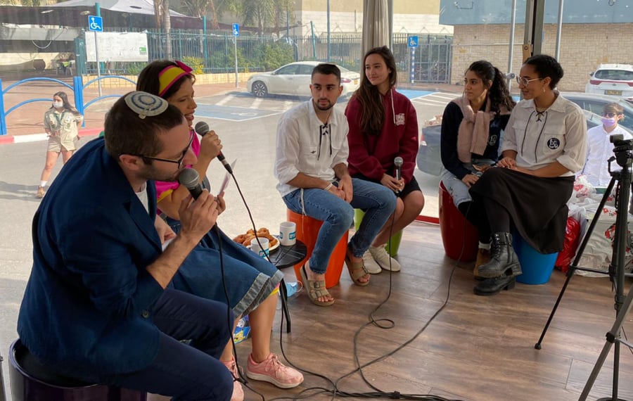 חידון תנועות נוער המשאית הסרוגה בשדרות