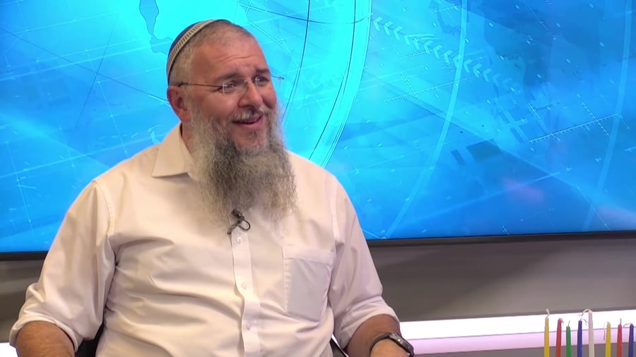 שלמה נאמן ראיון חנוכה המשאית הסרוגה