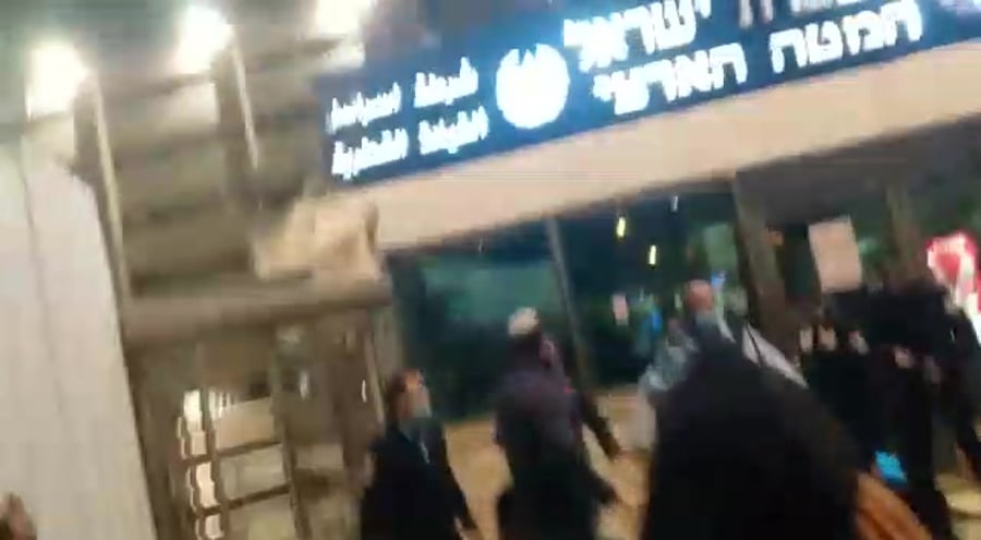 WhatsApp Video 2020-12-21 at 20.37.29