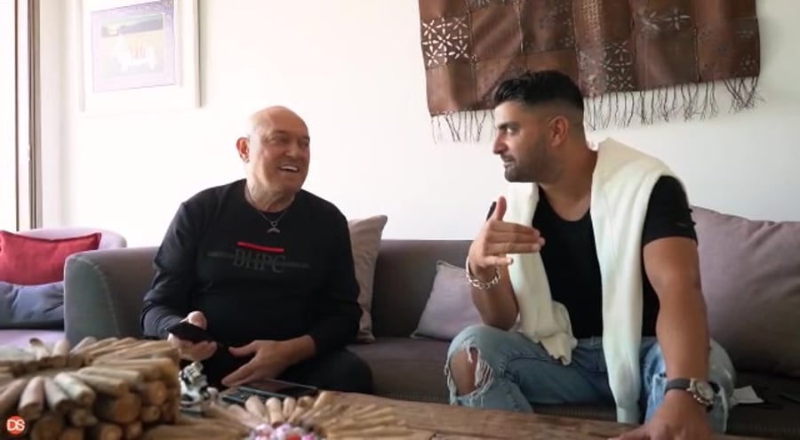 WhatsApp Video 2020-12-27 at 11.03.20
