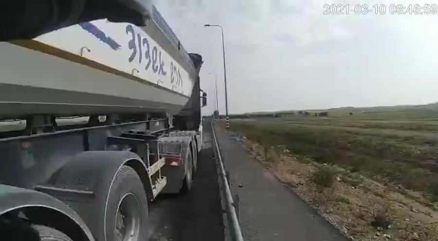מרדף משאיות חול דוברות המשטרה